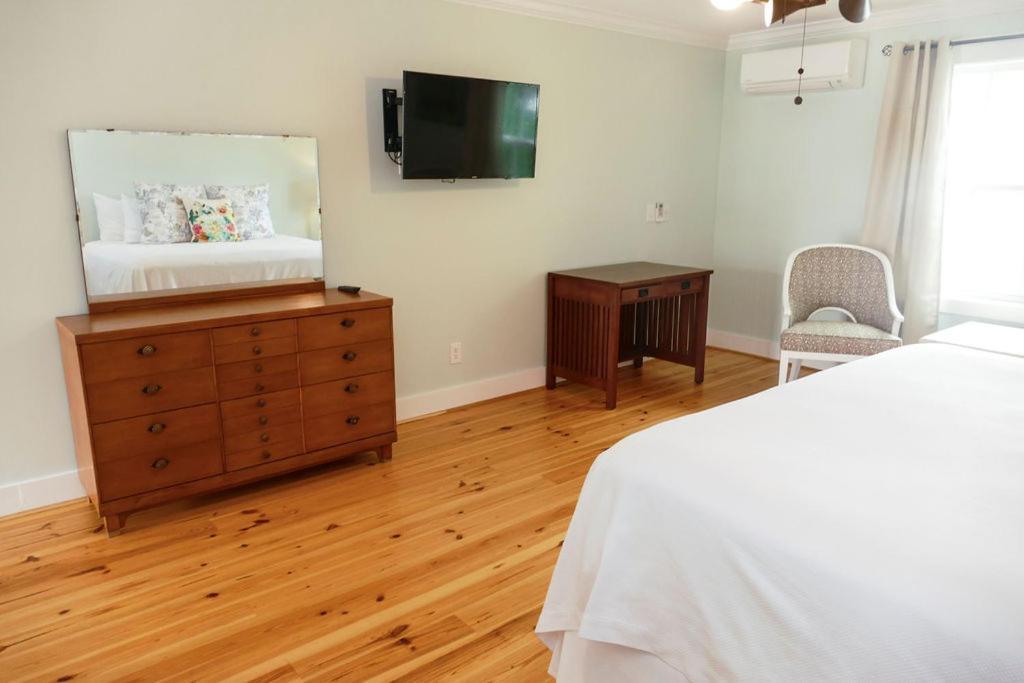 Beachview Inn And Spa Tybee Island Екстер'єр фото