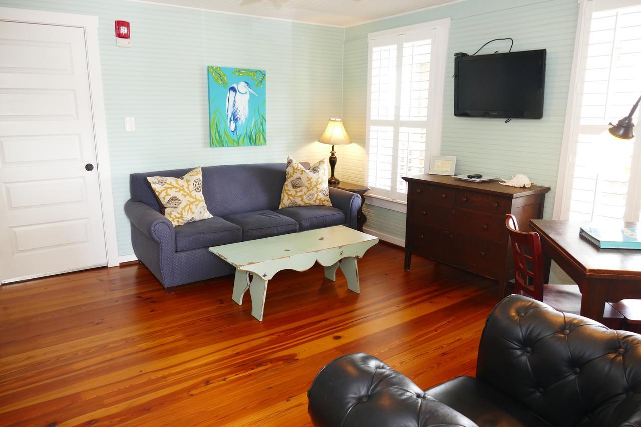 Beachview Inn And Spa Tybee Island Екстер'єр фото